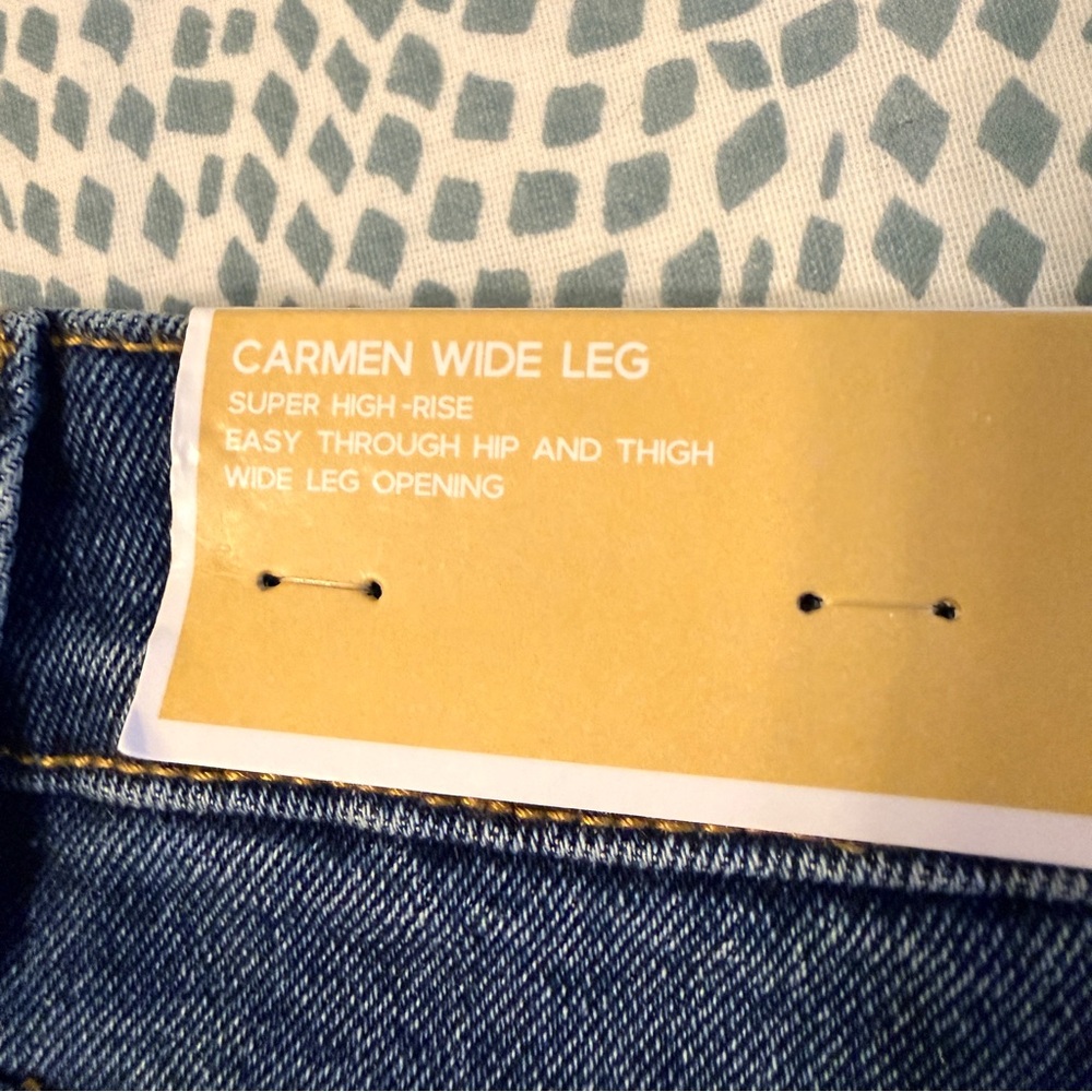 Michael Kors | Carmen Wide Leg, Super High Rise Dark Blue Jeans - Picture 4 of 8